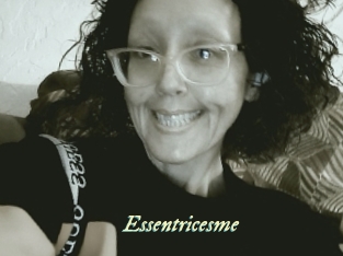 Essentricesme