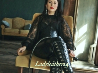 Ladyleather24