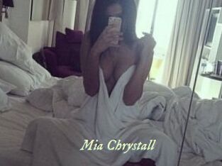 Mia_Chrystall