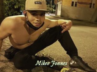 Mikee_Jonnes