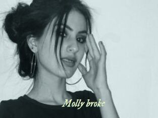 Molly_broke