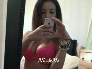 NicoleMe