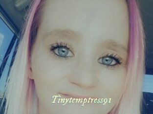 Tinytemptress91